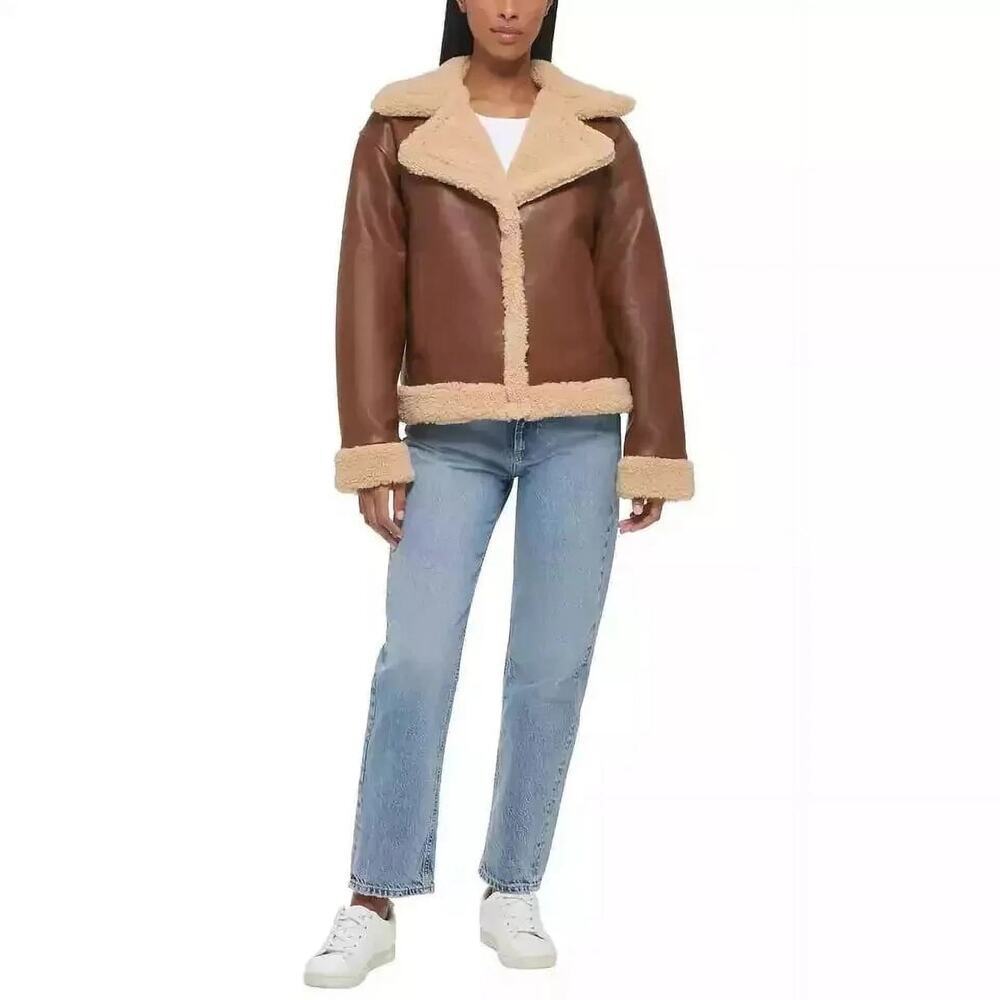 NWT Levi's Women's Faux Leather Sherpa Trim Trucker Jacket - Picture 3 of 7